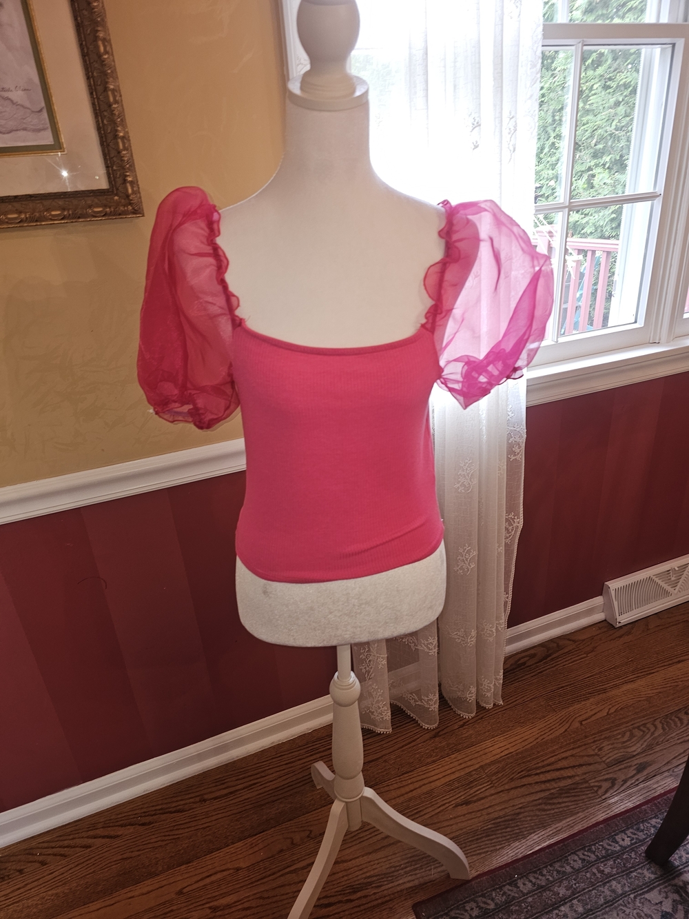 Altar'd State Hot Pink Puff-Sleeve Crop Knit Top